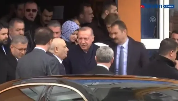 Başkan Erdoğan'a Üsküdar'da sevgi seli