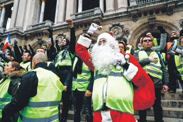 Fransa'da sarı yelekliker durmak bilmiyor!-3