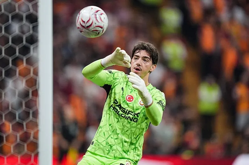 1790058493711.jpeg Galatasaray'dan bir iç bir dış transfer! Ocak'ta büyük bomba var-3