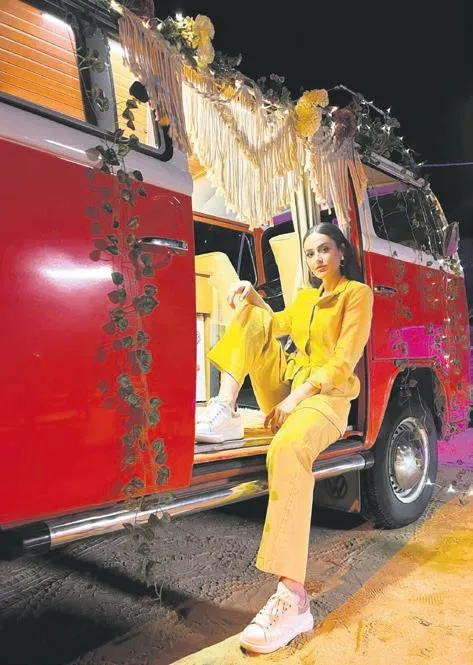 atvnin-sevilen-dizisi-ben-bu-cihana-sigmazamin-oyuncusu-oguzhan-coban-yeni-yasini-kutladi-1666985131601.jpeg ATV'nin sevilen dizisi Ben Bu Cihana Sığmazam'ın oyuncusu Oğuzhan Çoban yeni yaşını kutladı-2