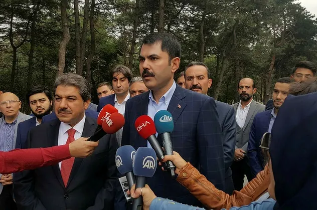 Çevre ve Şehircilik Bakanı Murat Kurum Millet Bahçeleri'ni gezdi
