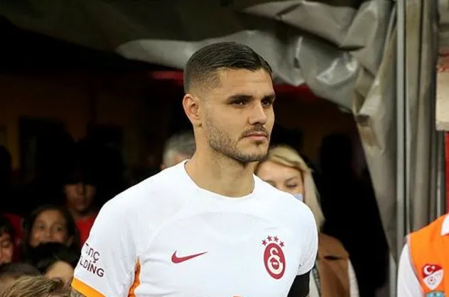 Aslan'da son vuruş krizi! Galatasaray karşı forma giyen kaleciler kurtarış rekoru kırıyor