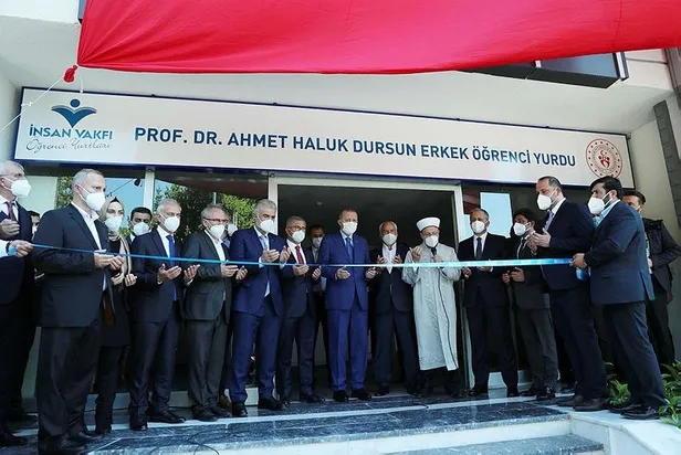 SON DAKİKA: Başkan Erdoğan'dan cuma namazı sonrası önemli açıklamalar-8