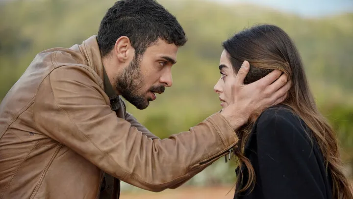yabani-dizisinde-2-basrolun-ayrilik-karari-kesinlesti-finale-sadece-1-adim-kaldi-1710131767700.jpg