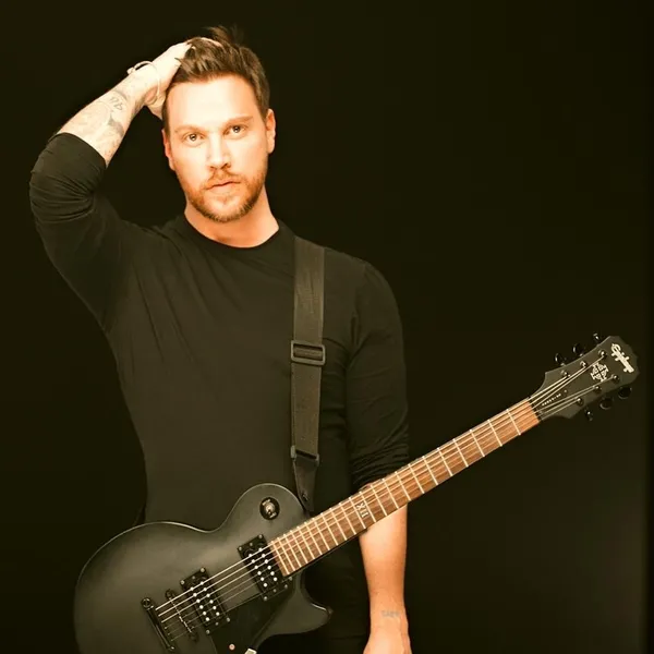 40-yasindaki-sinan-akcil-bekarlik-yerine-gore-sultanlik-deyip-bombalari-art-arda-patlatti-genc-popcu-aleyna-ti-1657572962653.jpg 40 yaşındaki Sinan Akçıl ‘bekarlık yerine göre sultanlık’ deyip bombaları art arda patlattı! Genç popçu Aleyna Tilki’yi arayıp...-4