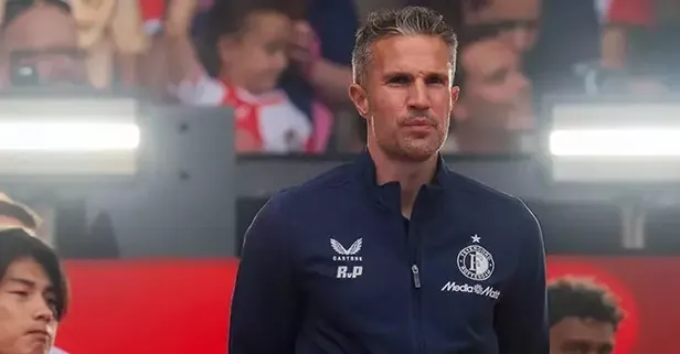 Robin van Persie'den Fenerbahçe açıklaması! "Hazırlık aşamasındalar"