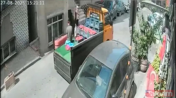 Seyyar satıcı ile müşterinin domates kavgası: Kamyoneti kadının üstüne sürdü - 3