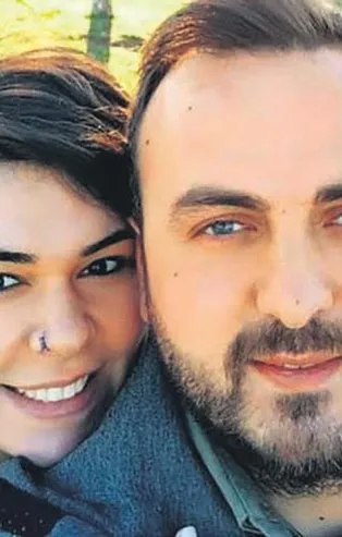 COVİD-19, 21 haftalık hamile Özgün Öztürk ve bebeğini hayattan kopardı