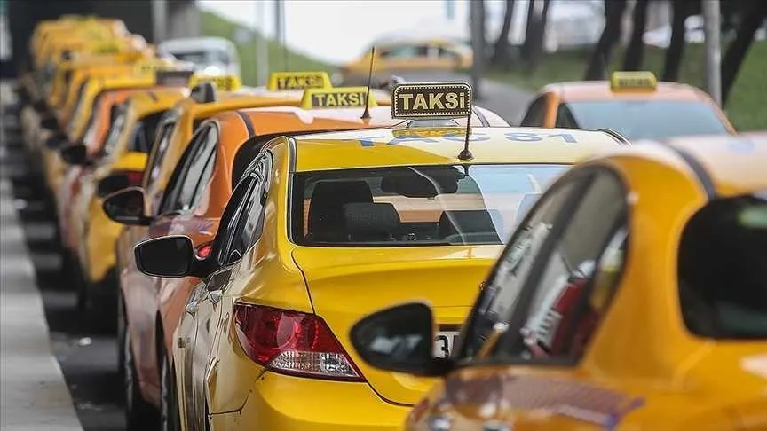 istanbulda-taksi-cilesine-singapur-asisi-kademeli-olarak-hayata-geciyor-1782206574075.jpeg İstanbul'da taksi çilesine Singapur modeli: Kademeli olarak hayata geçiyor | Ekstra komisyona son-3