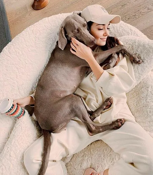 Hande Erçel’in reklam geliri dudak uçuklattı: Ekim 2020'de 1 buçuk milyon TL olan gelir Şubat'ta 2 milyon oldu-6