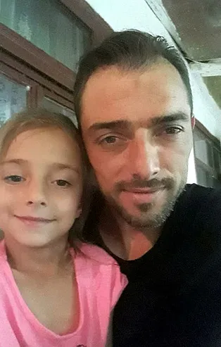 Tekirdağ'da korkunç olay! Önce kapıyı açan kızını sonra da eşini vurdu!