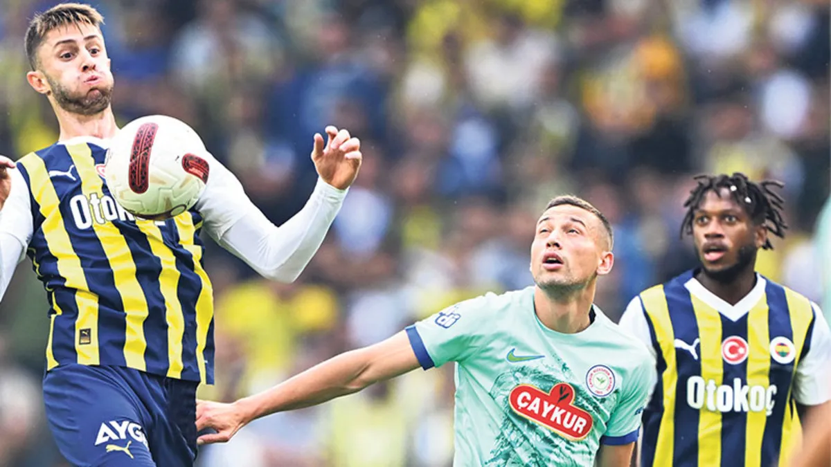 Fenerbahçe'nin iki yıldızı ayrılık arefesinde! Talipleri belli oldu