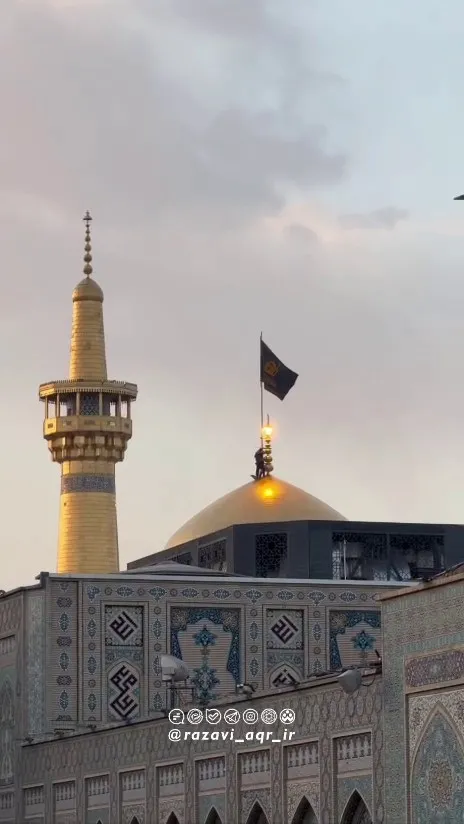 hamaneyin-olumu-sonra-iran-meydanlara-dokuldu-siyah-bayrak-gondere-cekildi-irak-da-karisti-1772348653637.jpeg Hamaney'in ölümü sonra İran meydanlara döküldü! Siyah bayrak göndere çekildi | Irak ve Pakistan da karıştı-3