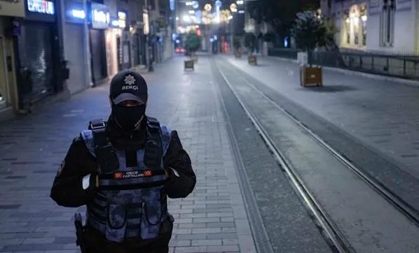 İçişleri Bakanlığından son dakika "hafta sonu kısıtlaması" açıklaması: Bakkal, market, fırın...-3