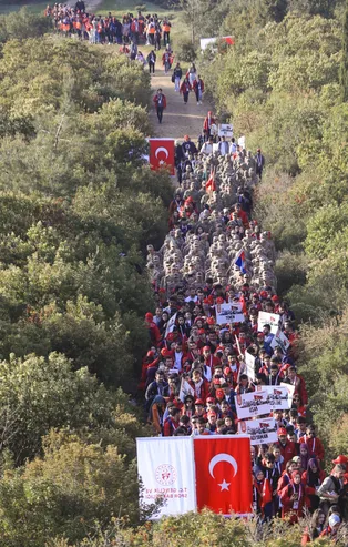 Çanakkale'de 57. Alay Vefa Yürüyüşü!