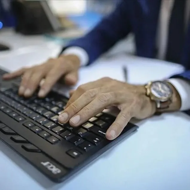 Kamuda iş kapısı açıldı