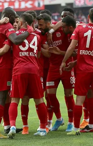 Sivasspor, Süper Lig'in 9. haftasında Antalyaspor'u 2-1 ile geçti!