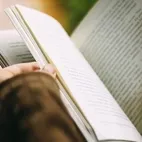 Yüzde 38 daha güçlü bir hafıza: Rush Üniversitesi açıkladı! Okuma yazma demans riskini azaltıyor