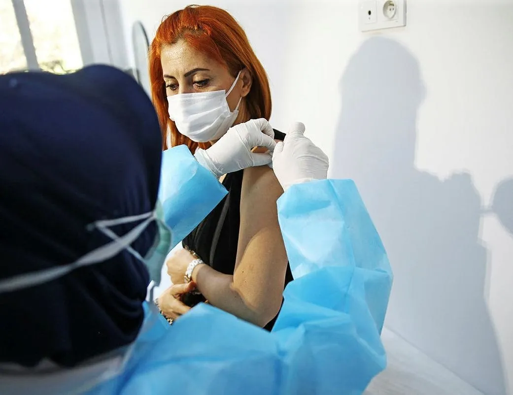 Türkiye’de toplamda kaç kişi aşı oldu?