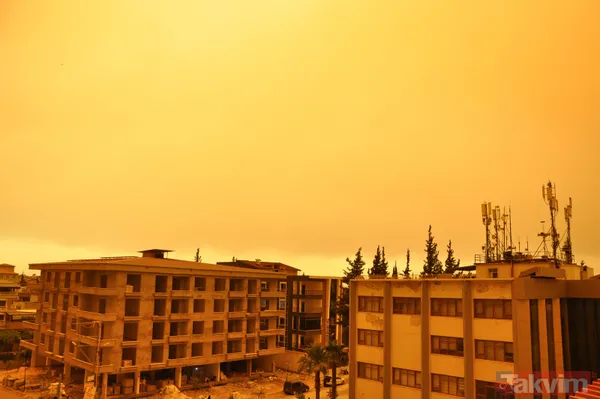 Dışarı çıkan yanar! Göz gözü görmüyor! Meteoroloji uyarmıştı: Türkiye'nin güneyini toz bulutu sardı - 3