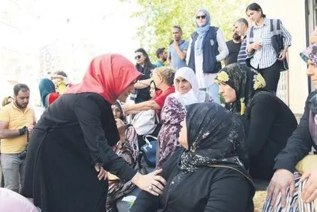 Gözü yaşlı annelerle dalga geçen HDP'li vekil Saliha Aydeniz'e tepkiler çığ gibi-5