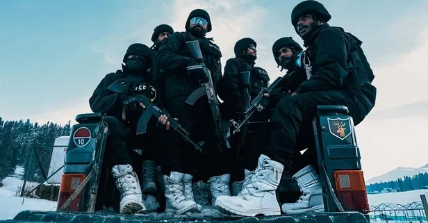 Karda siyah kamuflaj alay konusu oldu! Hindistan geri adım attı