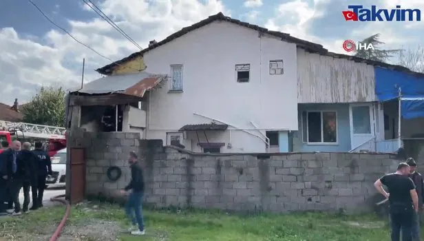 Yaşlı kadın mutfakta yemeği unutunca evde yangın çıktı