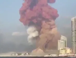 Beyrut'ta şiddetli patlama! Ortalık savaş alanına döndü...