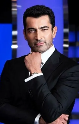 Salak Milyoner ve Köyden İndirim Şehire filmlerinde Himmet, Hayret, Saffet ve Gayret'ten hangisi önce doğdu?