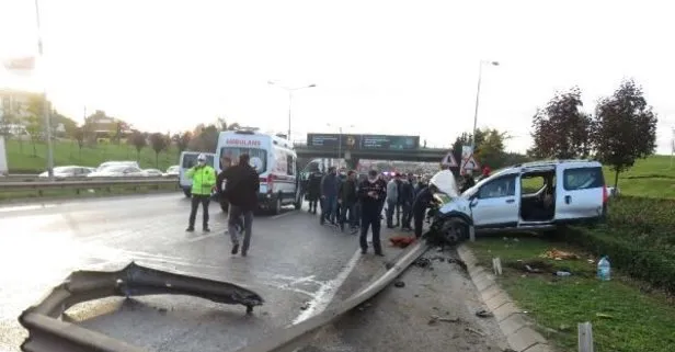 Ümraniye’de feci kaza: Hafif ticari araç takla attı 4 kişi yaralandı