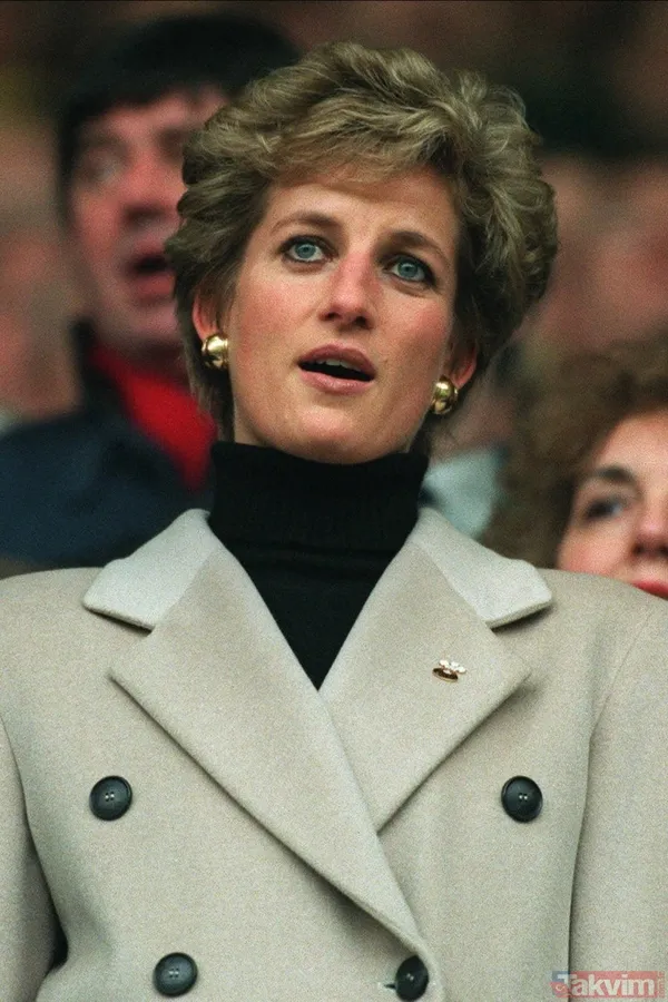 Meghan Markle kraliyetin tüm sırlarını bir bir ifşa edecek! Prens Harry'nin eşinden olay röportaj - 44