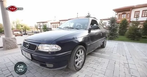 Eski Opel Astra’sını ustalara emanet edip, gitti! Döndüğünde gördükleri karşısında şaşıp kaldı