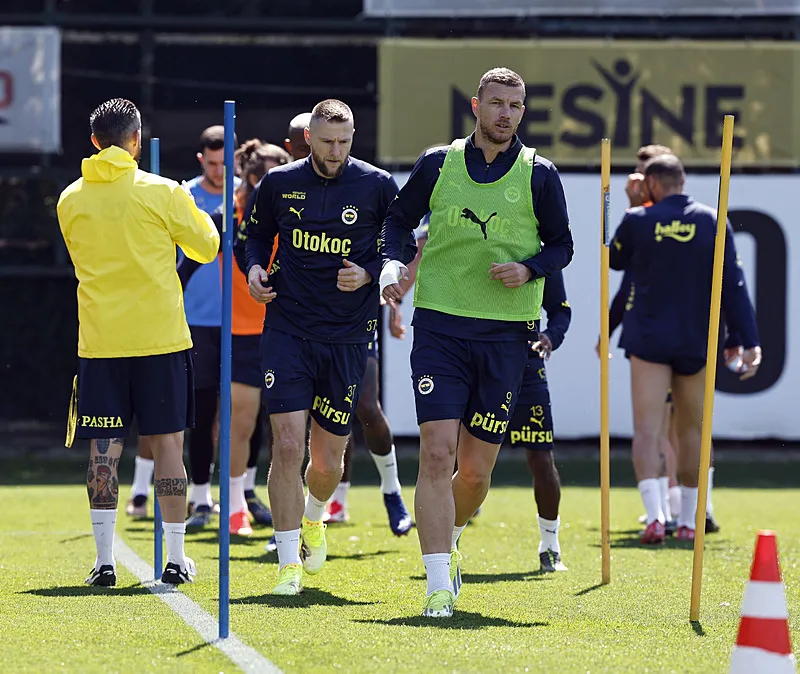 Beşiktaş Fenerbahçe ve Trabzonspor'un iki transfer savaşı! - 7