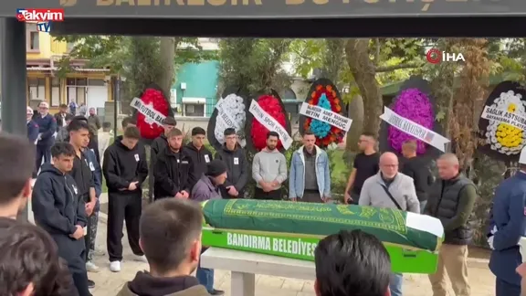 Antrenmanda kalp krizi geçirip hayatını kaybeden kaleci toprağa verildi