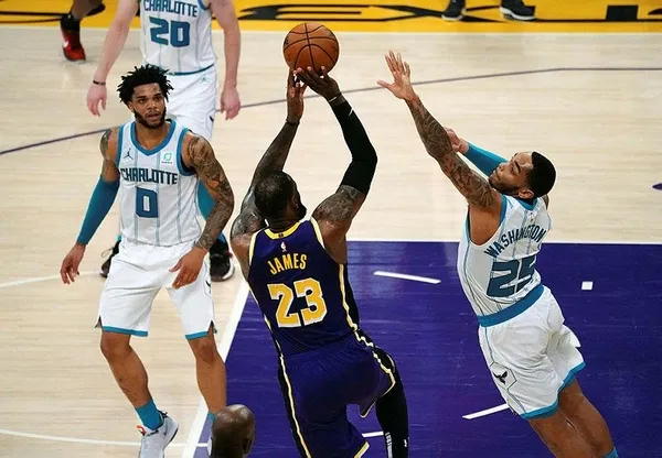 UEFA Şampiyonlar Ligi'nde çeyrek ve yarı final final kuraları çekildi (Yurttan ve dünyadan spor haberleri)-7