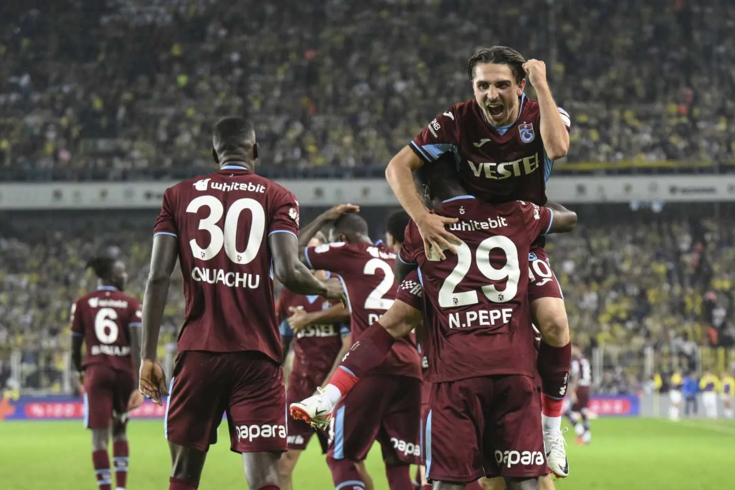 Kadıköy'de hocalardan sürpriz! Yeni transferler ve ilk 11 kararları - 12