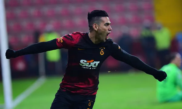 1628069128477.jpg Katar'dan Falcao'ya flaş teklif: Bonservisini al 6 milyon euroyu kap-4