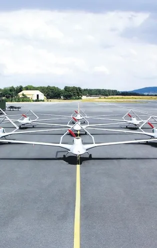 Selçuk Bayraktar duyurdu: TB2, 200 bin uçuş saatini tamamladı