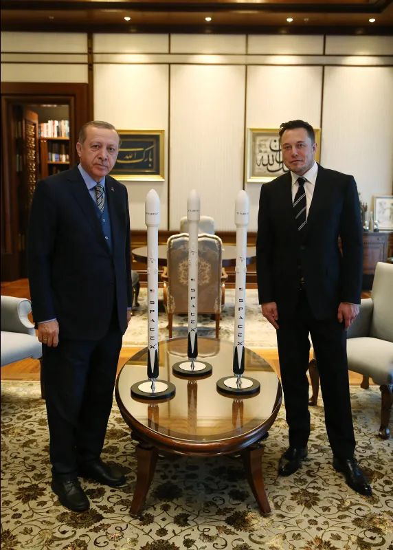 son-dakika-baskan-recep-tayyip-erdogan-elon-musk-ile-gorustu-1639666388147.jpg SON DAKİKA: Başkan Recep Tayyip Erdoğan Elon Musk ile görüştü-6