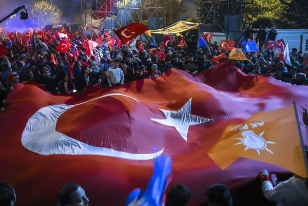 yerel-secim-icin-kollar-sivandi-baskan-recep-tayyip-erdogan-talimati-verdi-ak-parti-kadrolari-sahaya-iniyor-1685601067843.jpg Yerel seçim için kollar sıvandı: Başkan Recep Tayyip Erdoğan talimatı verdi, AK Parti kadroları sahaya iniyor-9