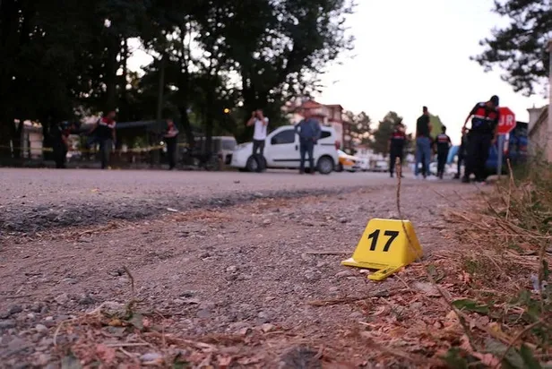 Kastamonu'da kasapların kıyma çekme kavgası kanlı bitti: 4 yaralı-4