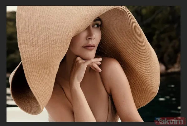 Hande Yener'in deri detaylı ilginç tarzı sosyal medyayı ikiye böldü! Demet Akalın kayıtsız kalmadı! “Niye giydin ki hiç gerek yokmuş” - 3