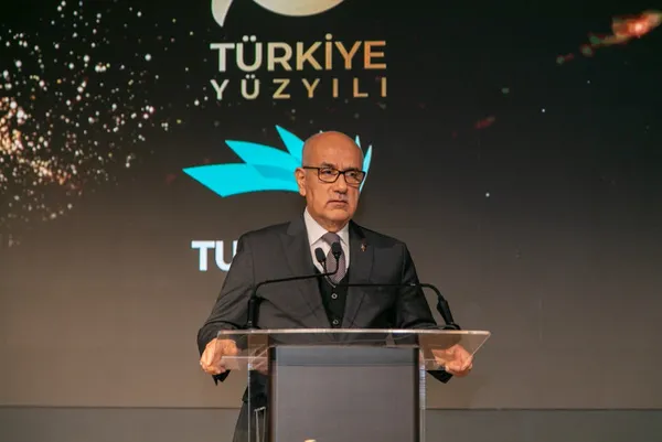 Tarım ve Orman Bakanı Vahit Kirişci'den Turkuvaz Medya'daki zirvede 6+1'li koalisyona sert tepki: "Yazıklar olsun! Size aferini bu millet versin"-9