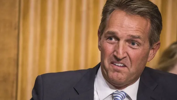 secim-oncesi-kilicdaroglunun-kapsini-asindiran-flakeden-u-donusu-turkiyeyi-ove-ove-bitiremedi-1687379288490.jpeg Seçim öncesi Kılıçdaroğlu'nun kapısını aşındıran Flake'den 'U' dönüşü! Türkiye'yi öve öve bitiremedi-6