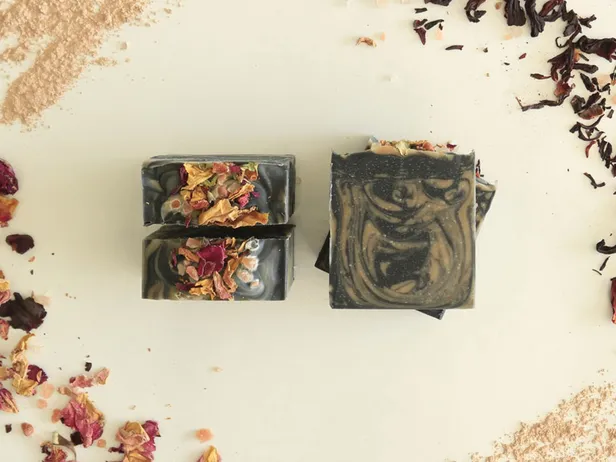 avakado-sabunu-ne-ise-yarar-faydalari-nelerdir-avakado-sabunu-nasil-kullanilir-1652791860428.jpg Avakado sabunu ne işe yarar, faydaları nelerdir? Avakado sabunu nasıl kullanılır?-1