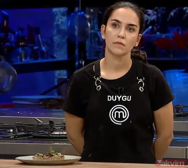 Esra Erol'a katıldığı ortaya çıkan Duygu Acarsoy'un Masterchef'ten ayrılma nedeni: Kaç kere yazdım sildim bilemiyorum ama... - 21