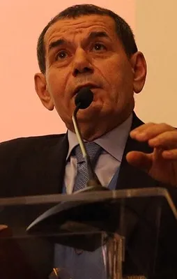 Dursun Özbek'ten flaş karar! Başkan adayı oldu