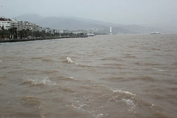 izmir-hava-durumu-5-gunluk-izmir-yagmur-yagisi-devam-edecek-mi-1612274014737.jpg İzmir hava durumu 5 günlük! İzmir yağmur yağışı devam edecek mi?-4