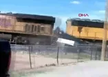 Tren, hemzemin geçitteki TIR’a böyle çarptı