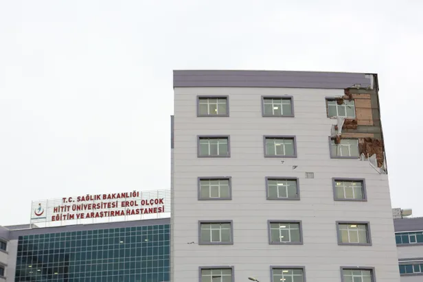 Son dakika: Karadeniz'i fırtına vurdu: 1 kişi öldü, 2 polis yaralı!-10